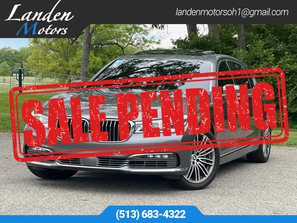 2016 BMW 7 Series 750i xDrive's photo