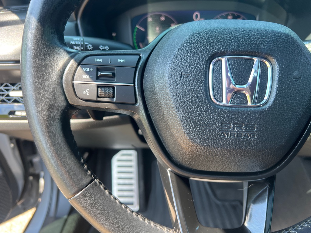 Photo 20 of this Honda Accord Hybrid