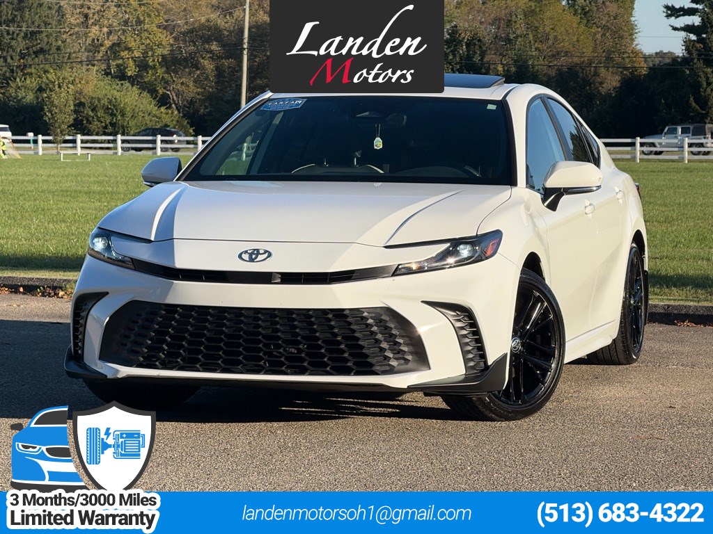2025 Toyota Camry SE