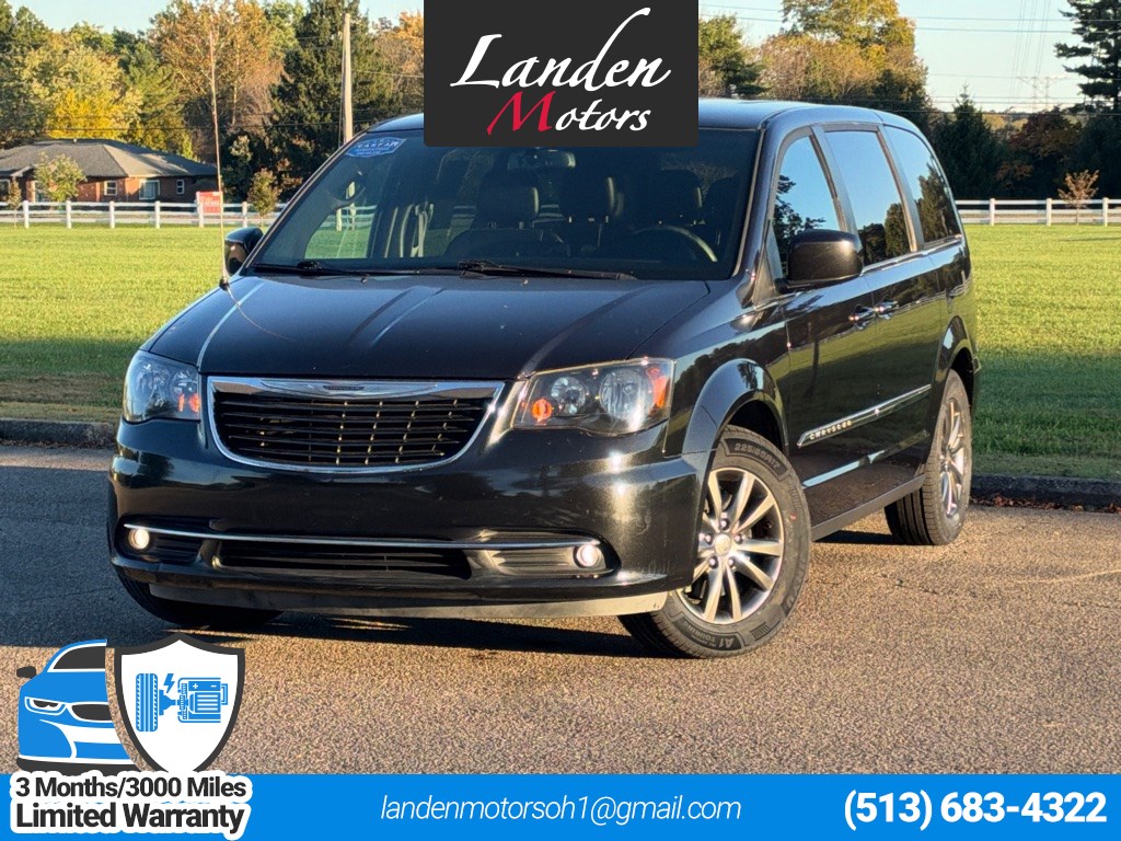 2015 Chrysler Town & Country S
