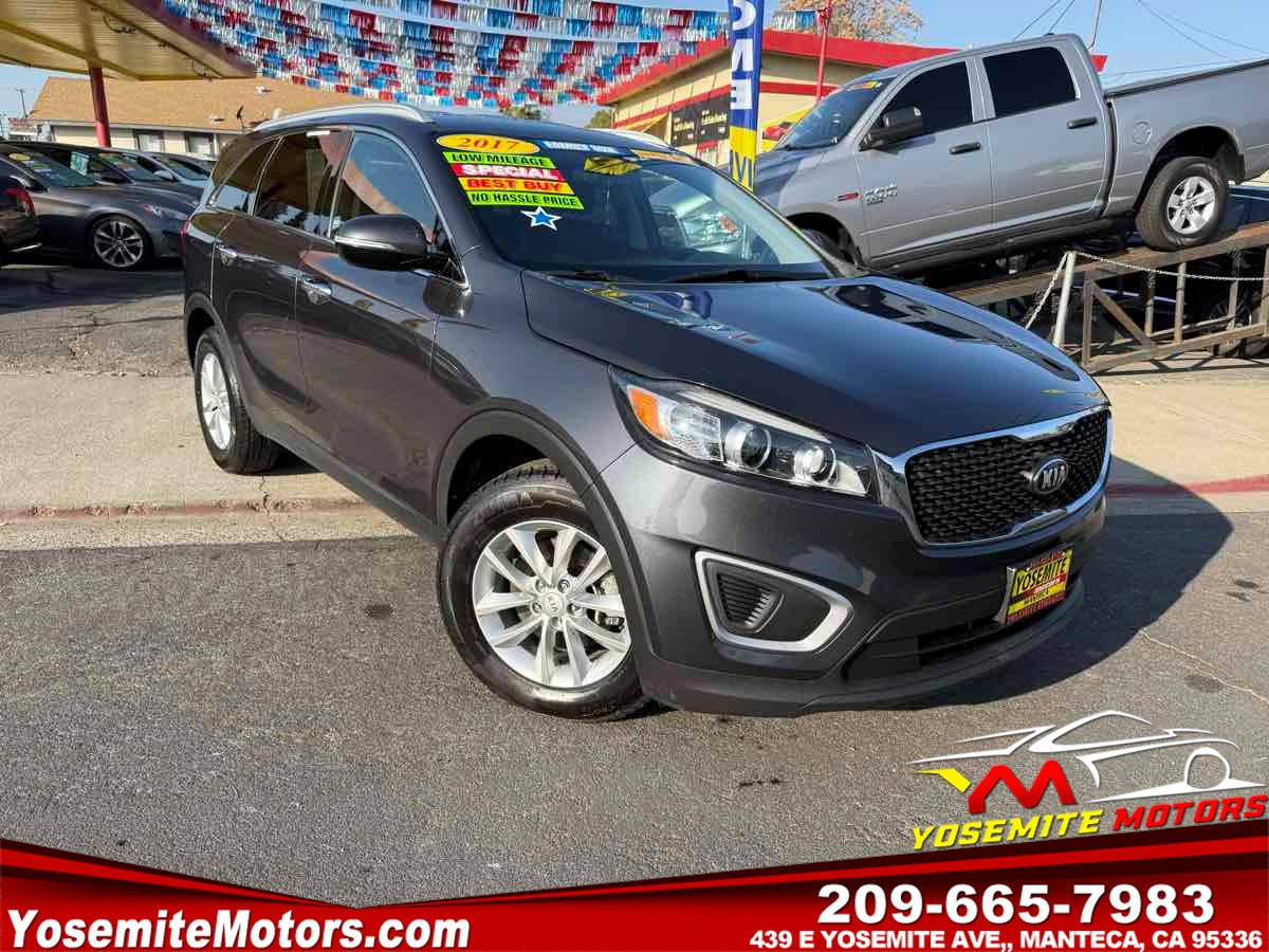 2017 Kia Sorento LX