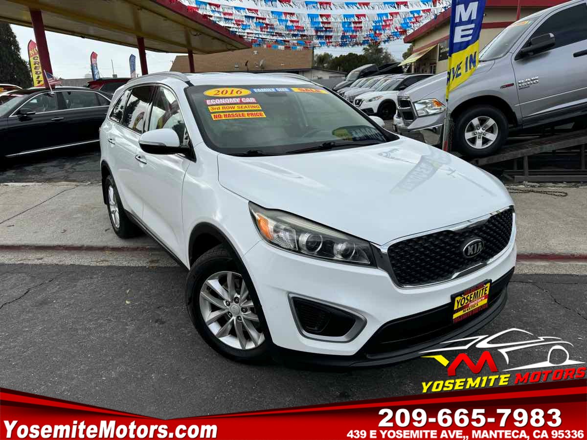 2016 Kia Sorento LX