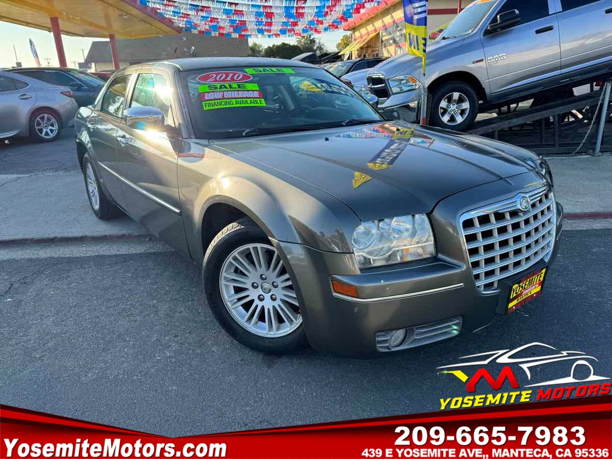 2010 Chrysler 300 Touring