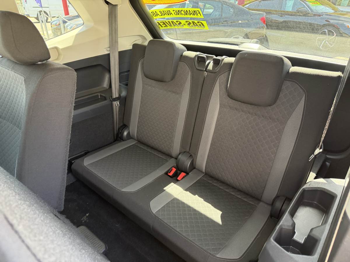 2019 Volkswagen Tiguan S - Photo 11