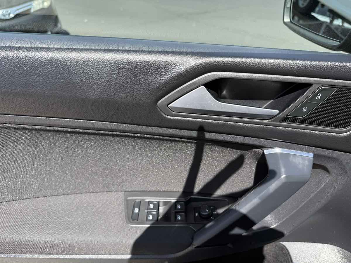 2019 Volkswagen Tiguan S - Photo 15