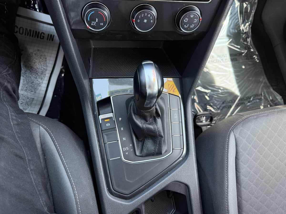 2019 Volkswagen Tiguan S - Photo 18