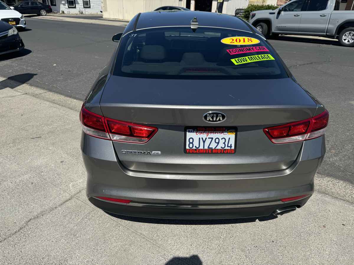 2018 Kia Optima LX - Photo 6