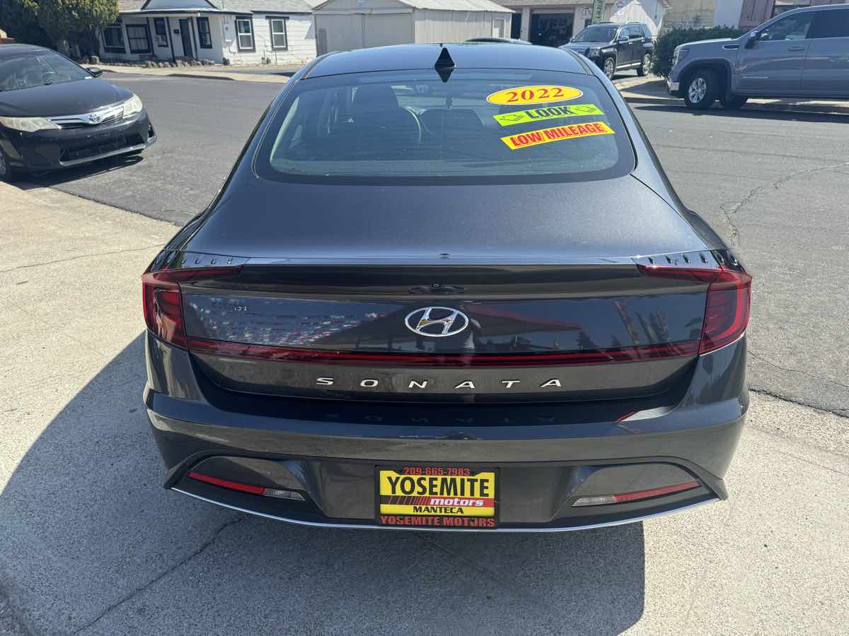 2022 Hyundai Sonata SE - Photo 6