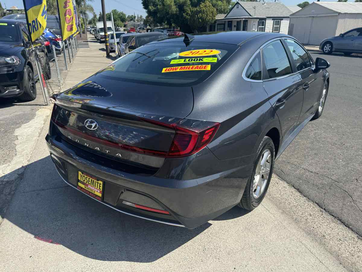 2022 Hyundai Sonata SE - Photo 7