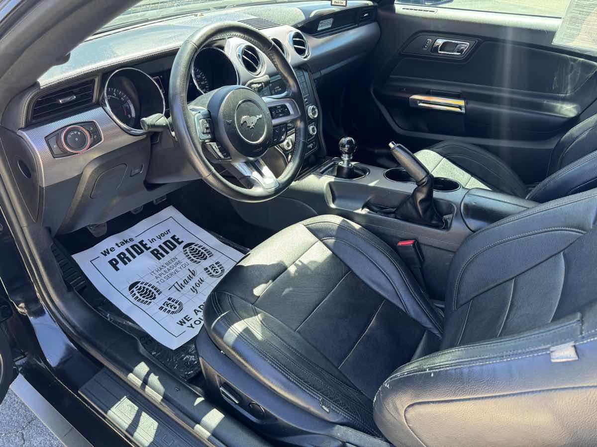 2015 Ford Mustang GT - Photo 9