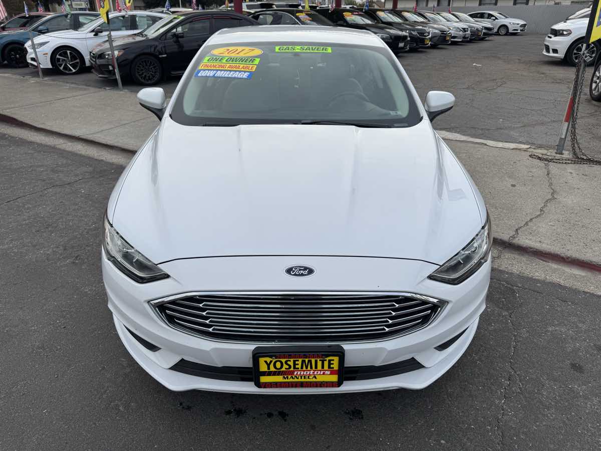 2017 Ford Fusion Hybrid S photo 2