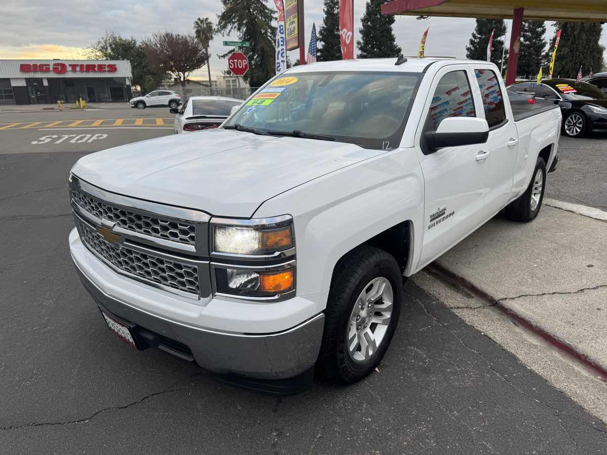 2014 Chevrolet Silverado 1500 LT Texas Edition photo 3