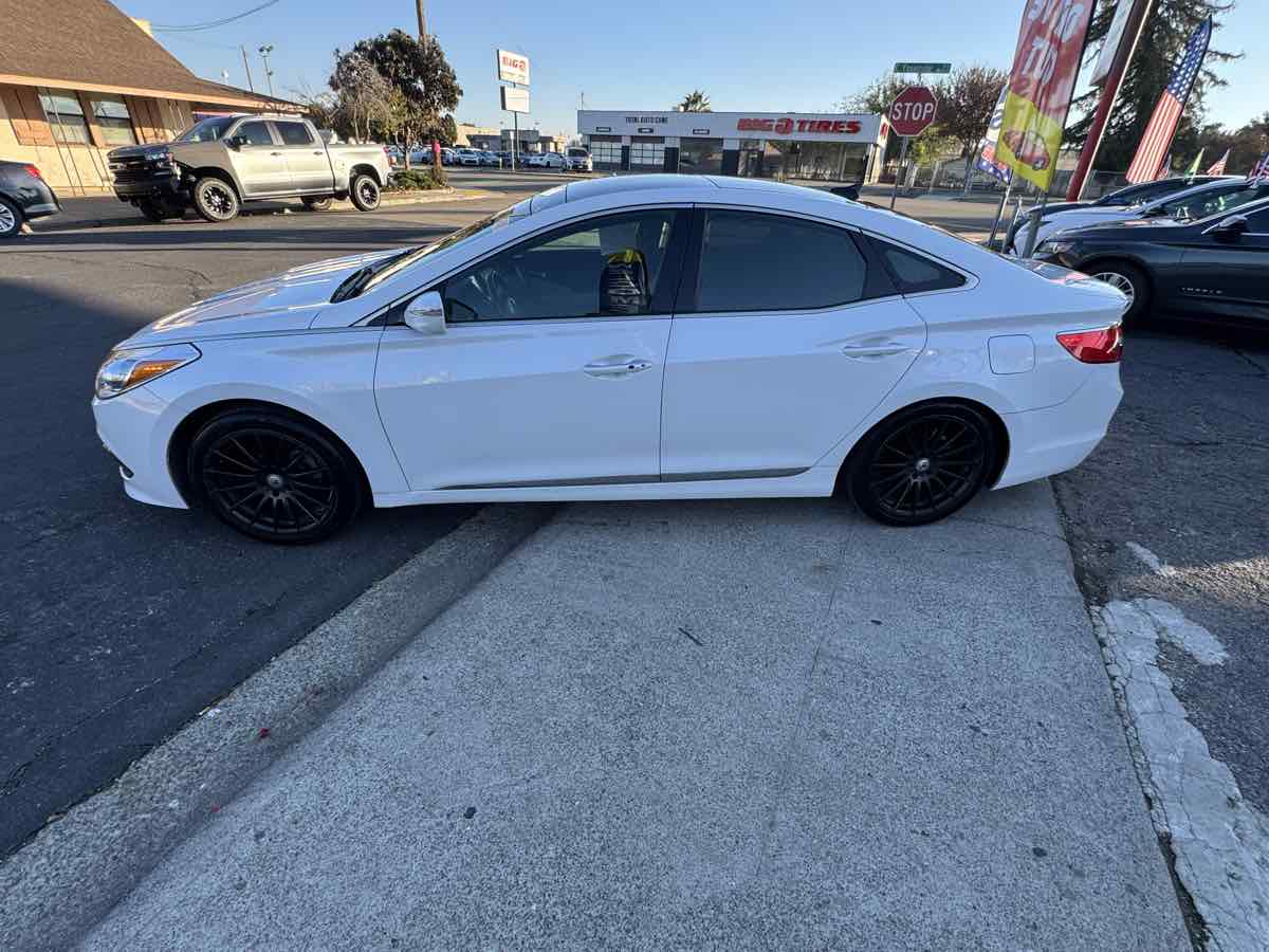 2017 Hyundai Azera Limited photo 4