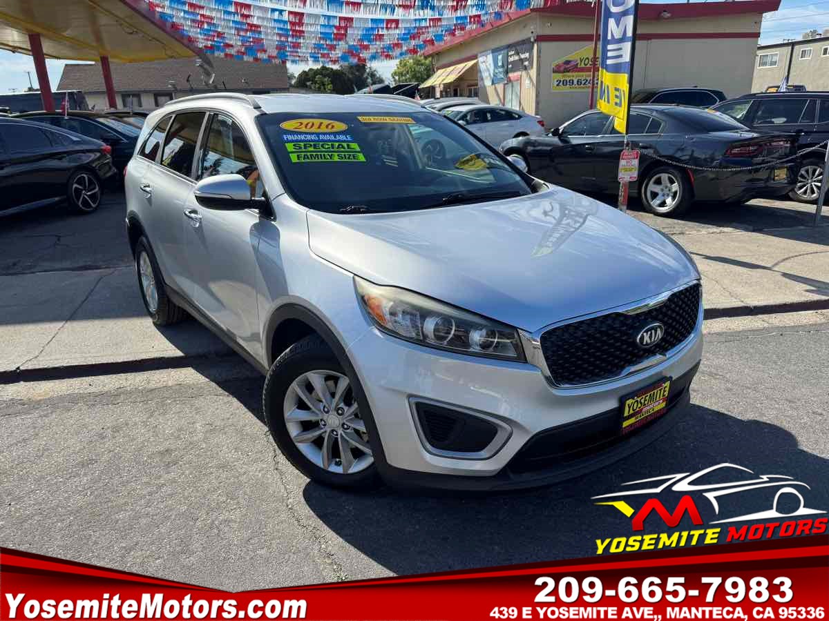 2016 Kia Sorento LX V6 AT's photo