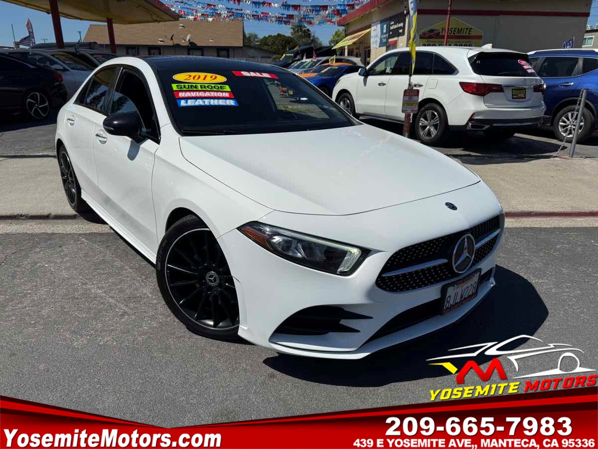 2019 Mercedes-Benz A-Class A220's photo