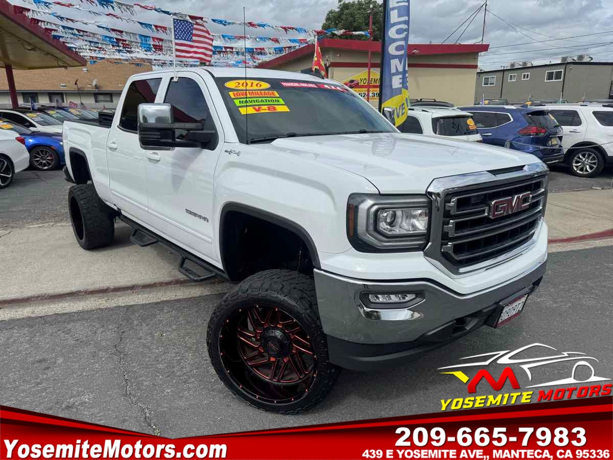 2016 GMC Sierra 4WD Crew Cab Standard Box SLE's photo