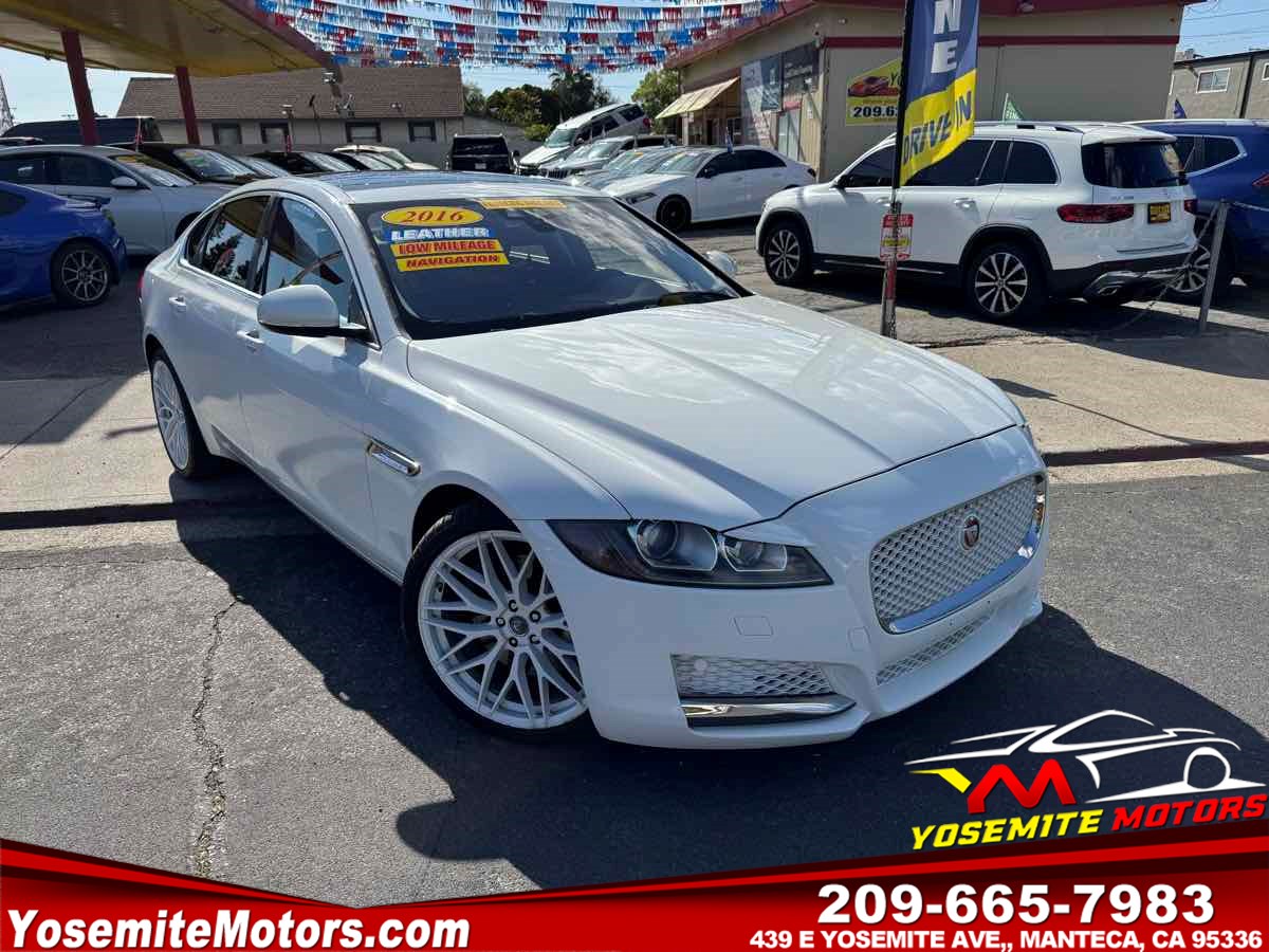 2016 Jaguar XF 35t Premium's photo