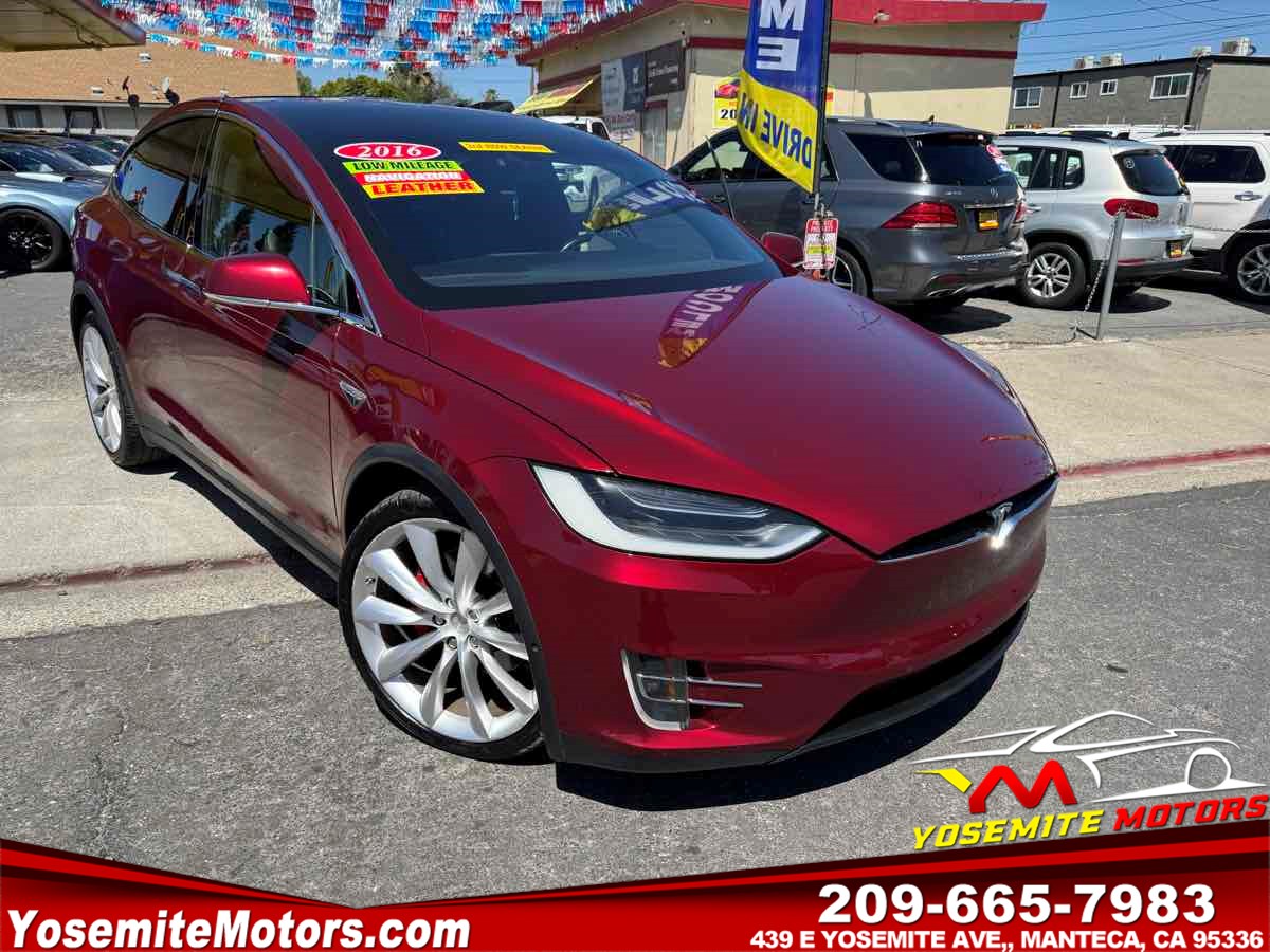 2016 Tesla Model X P90D's photo