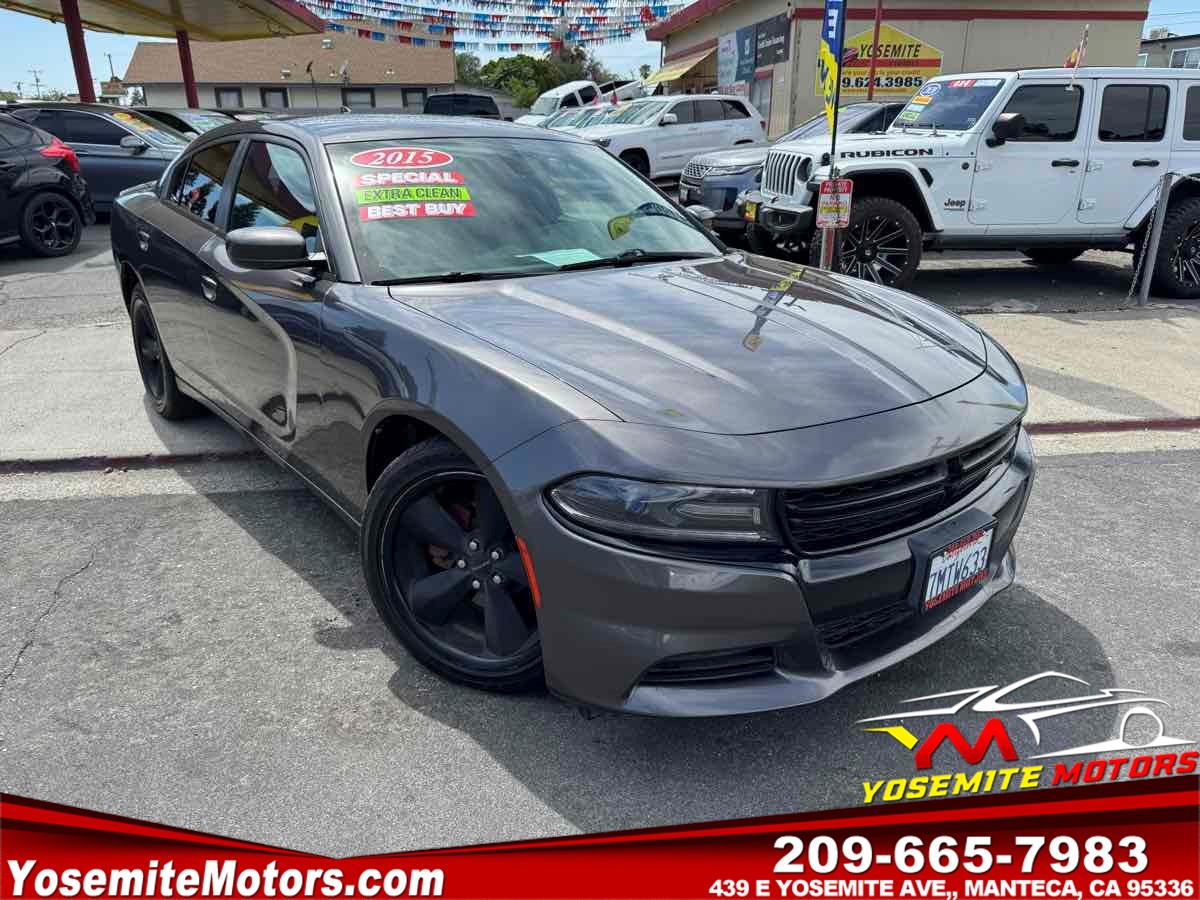 2015 Dodge Charger SXT's photo