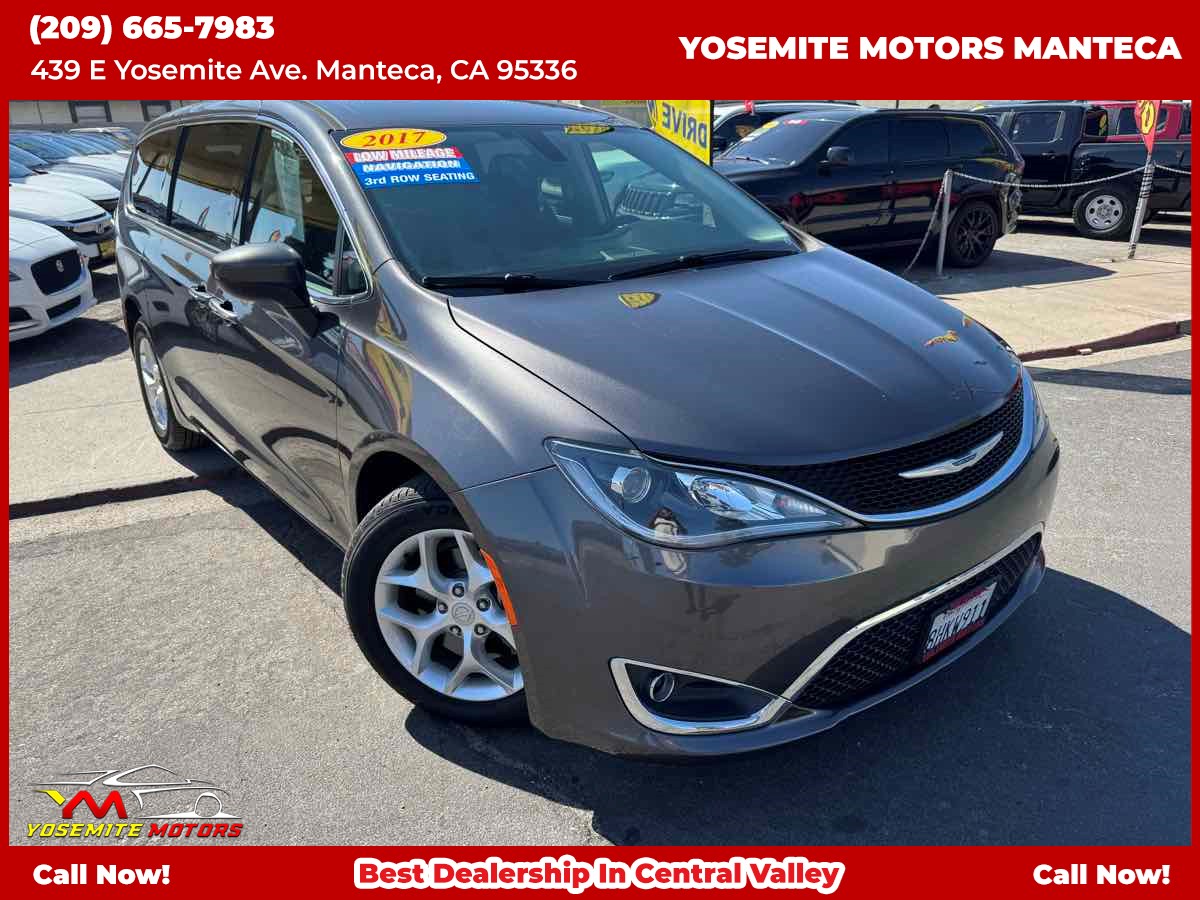 2017 Chrysler Pacifica Touring Plus