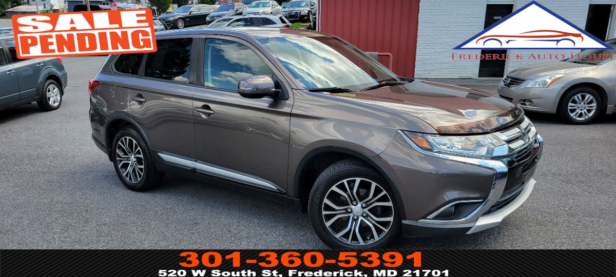 2016 Mitsubishi Outlander SE