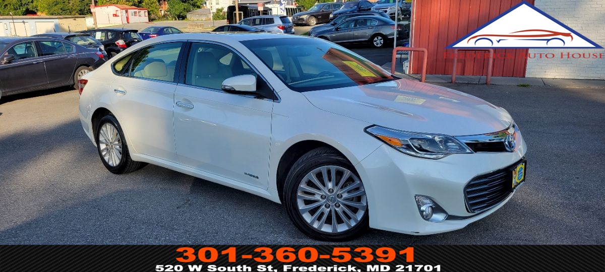 2013 Toyota Avalon Hybrid XLE Premium