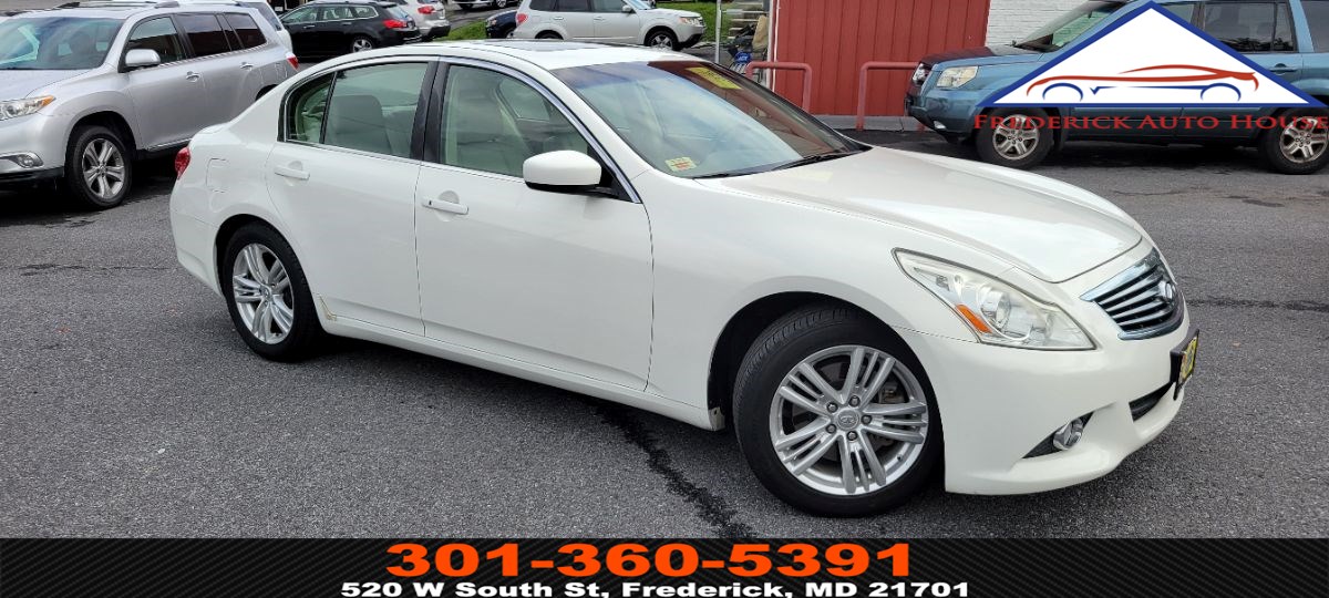 2011 INFINITI G37 Sedan Journey