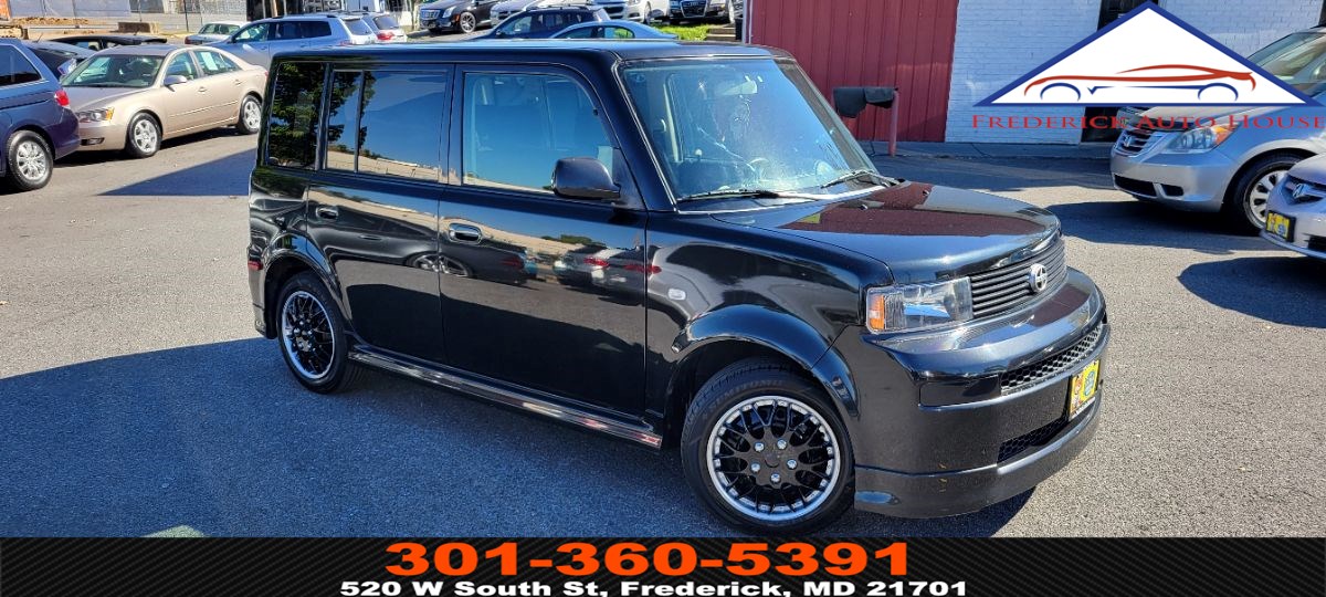 2005 Scion xB 