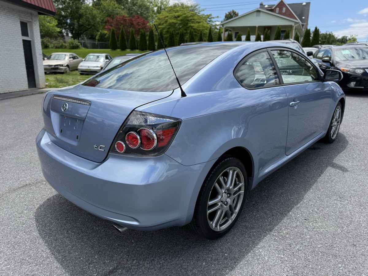 2010 Scion tC photo 7