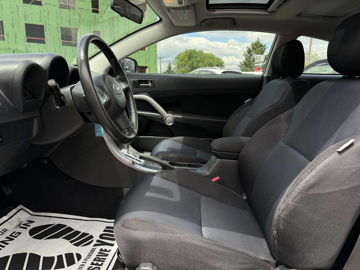 2010 Scion tC photo 9