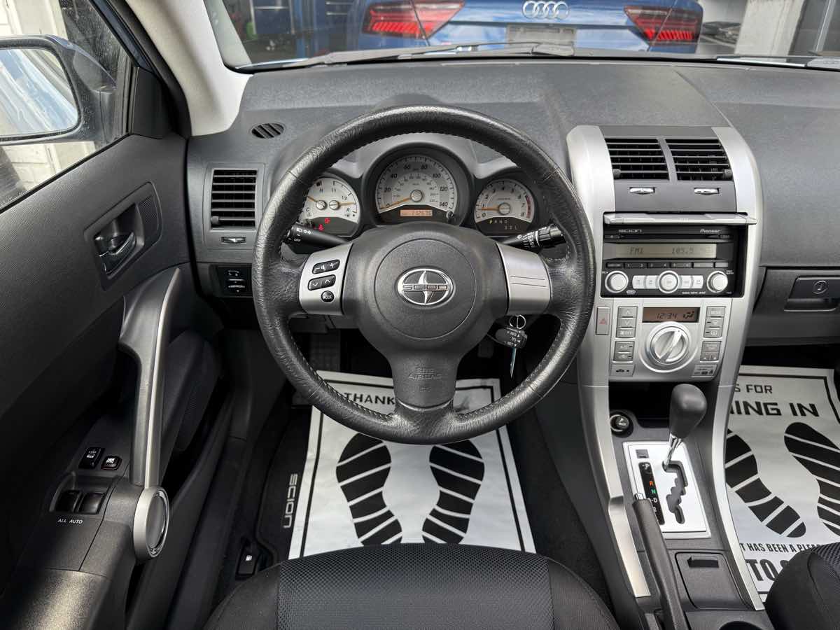 2010 Scion tC photo 12