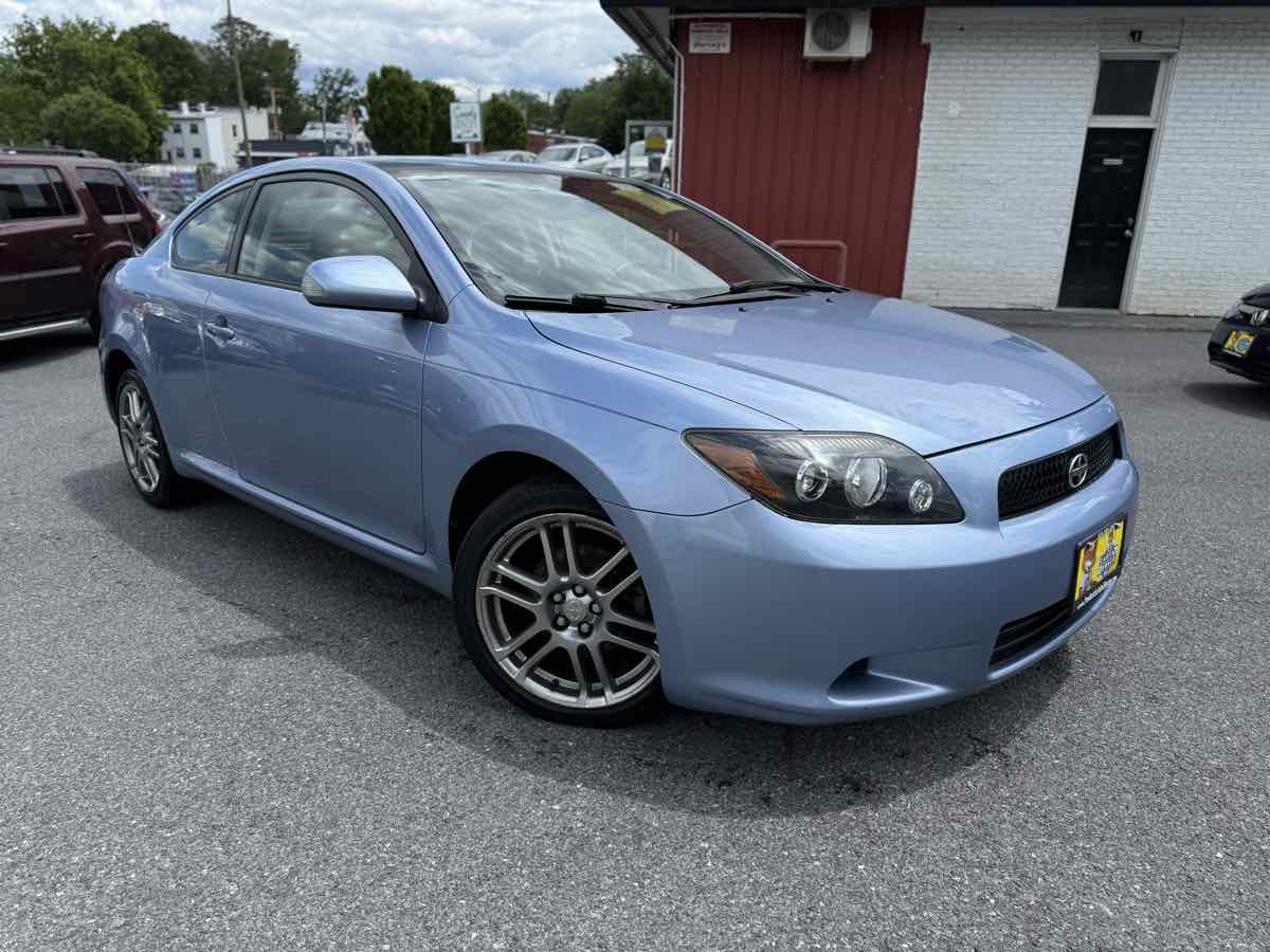 2010 Scion tC photo 16