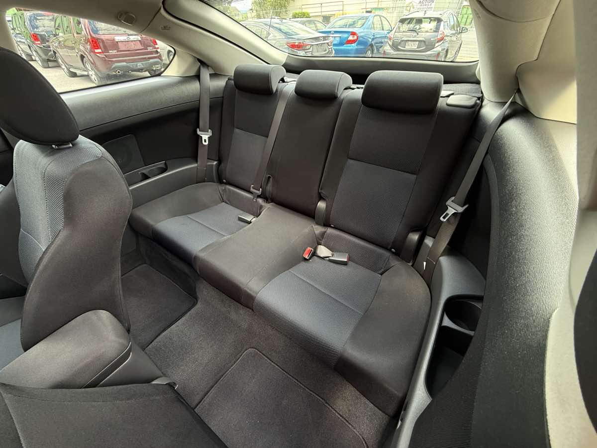 2010 Scion tC photo 19