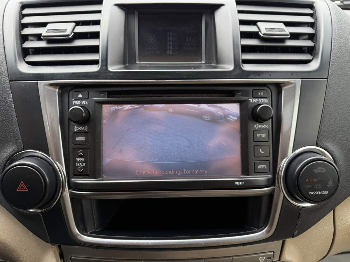 2013 Toyota Highlander Hybrid photo 19