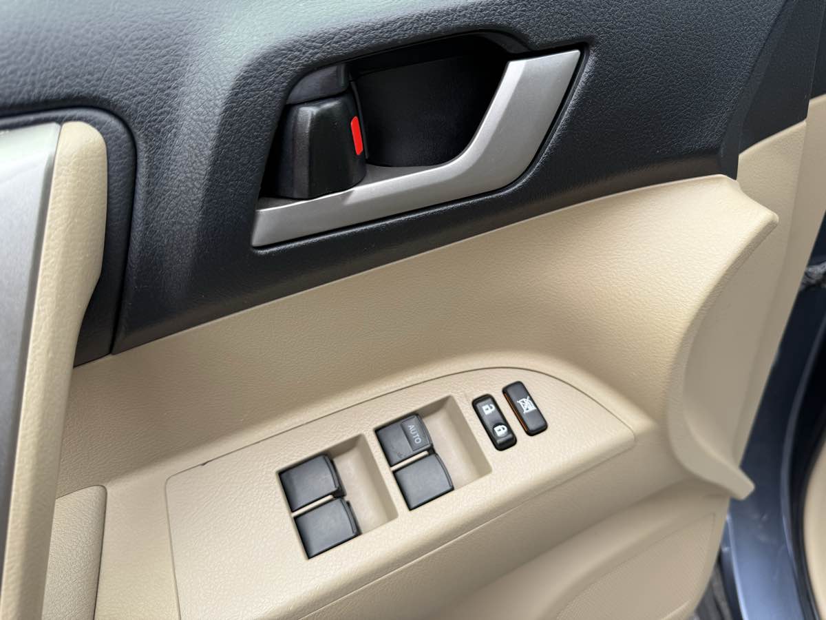 2013 Toyota Highlander Hybrid photo 28