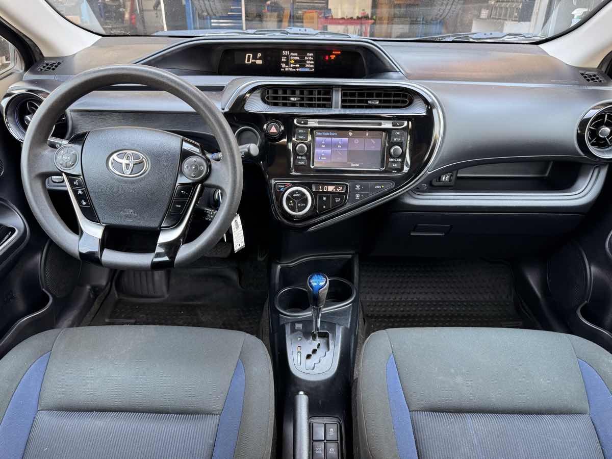 2018 Toyota Prius C Two photo 13