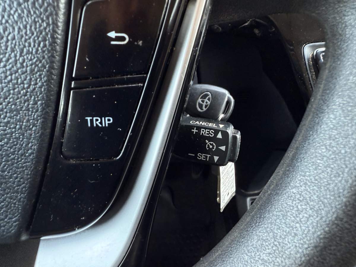 2018 Toyota Prius C Two photo 15