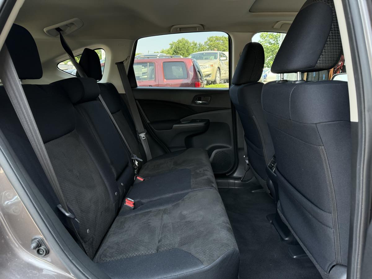 2016 Honda CR-V EX photo 12