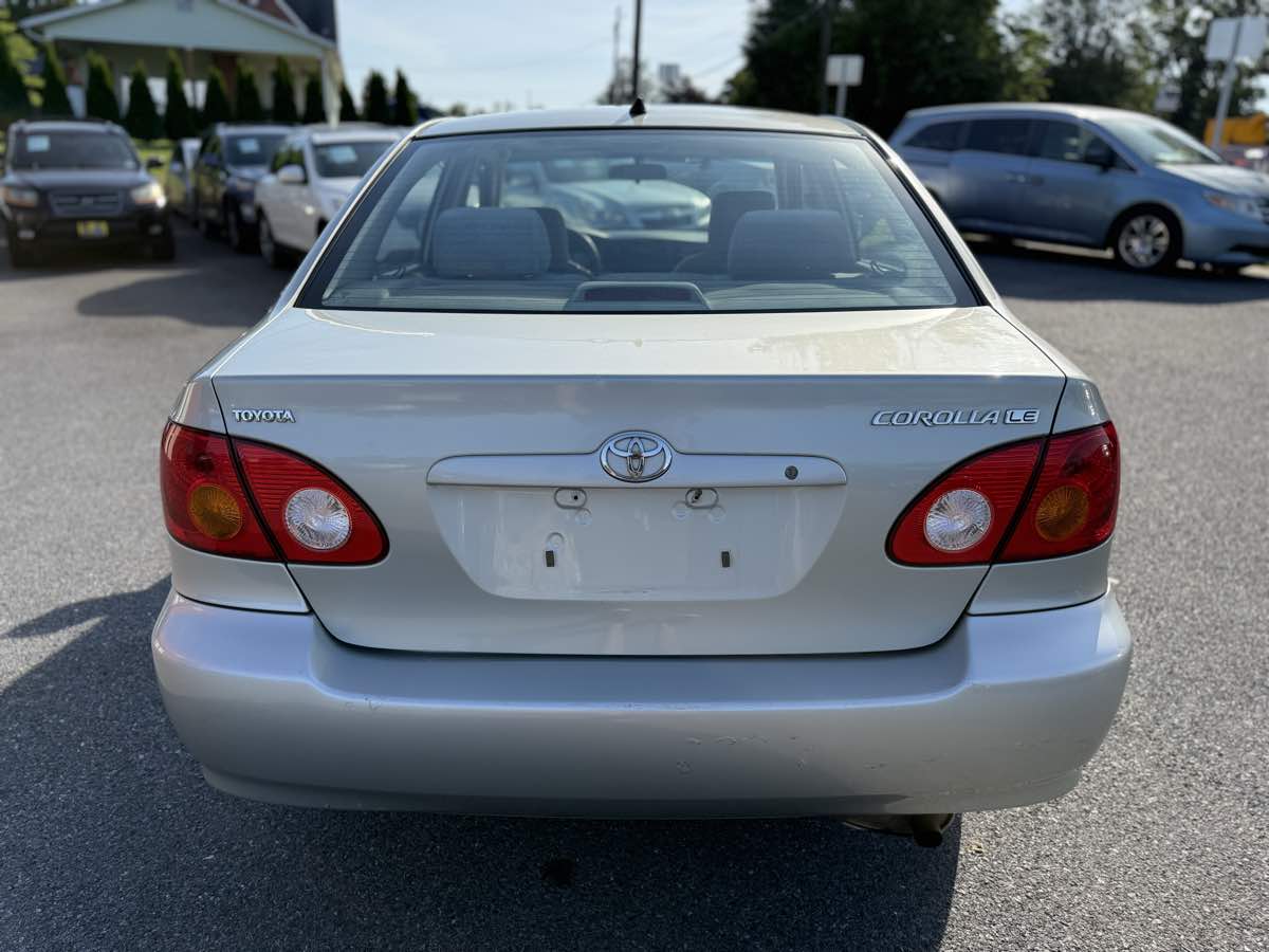 2003 Toyota Corolla LE photo 6