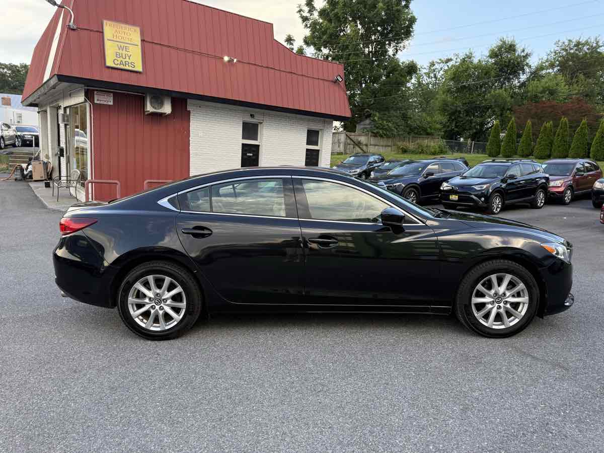 2017 Mazda Mazda6 Sport photo 8