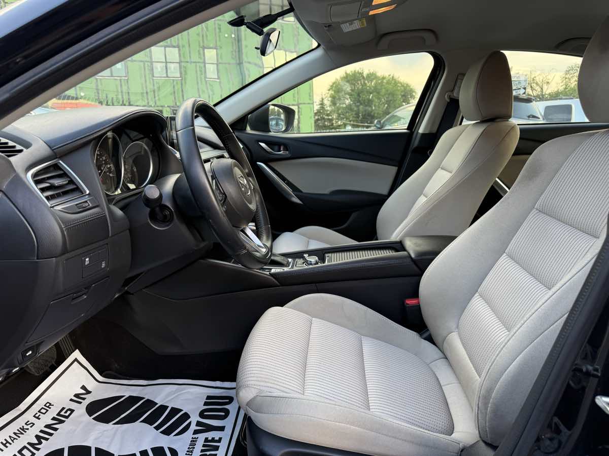2017 Mazda Mazda6 Sport photo 9