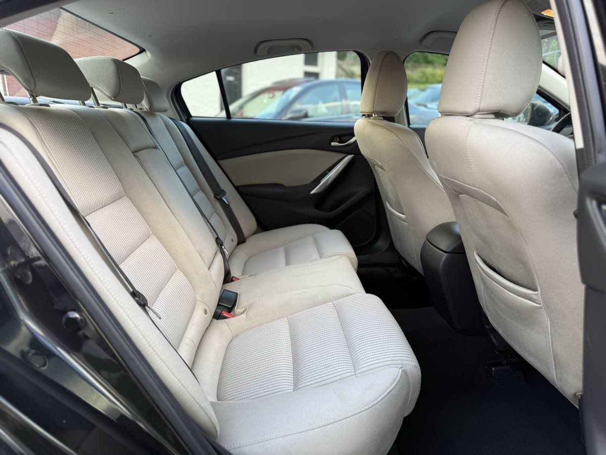 2017 Mazda Mazda6 Sport photo 12