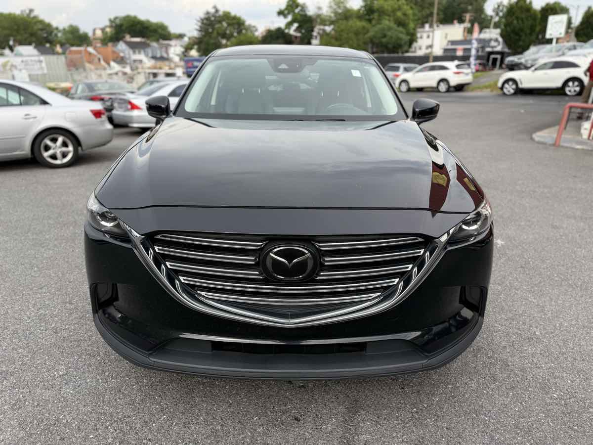 2018 Mazda CX-9 Touring photo 2