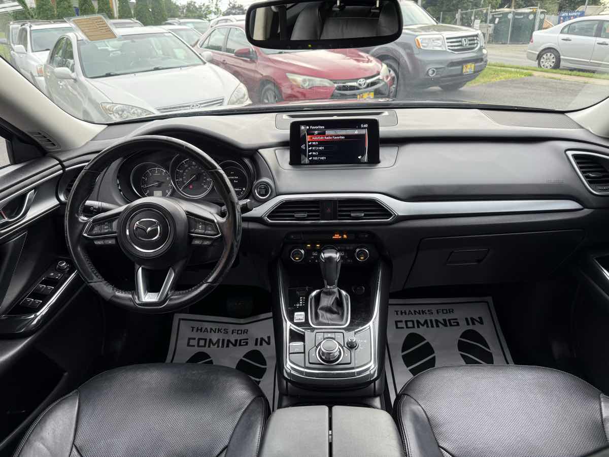 2018 Mazda CX-9 Touring photo 13