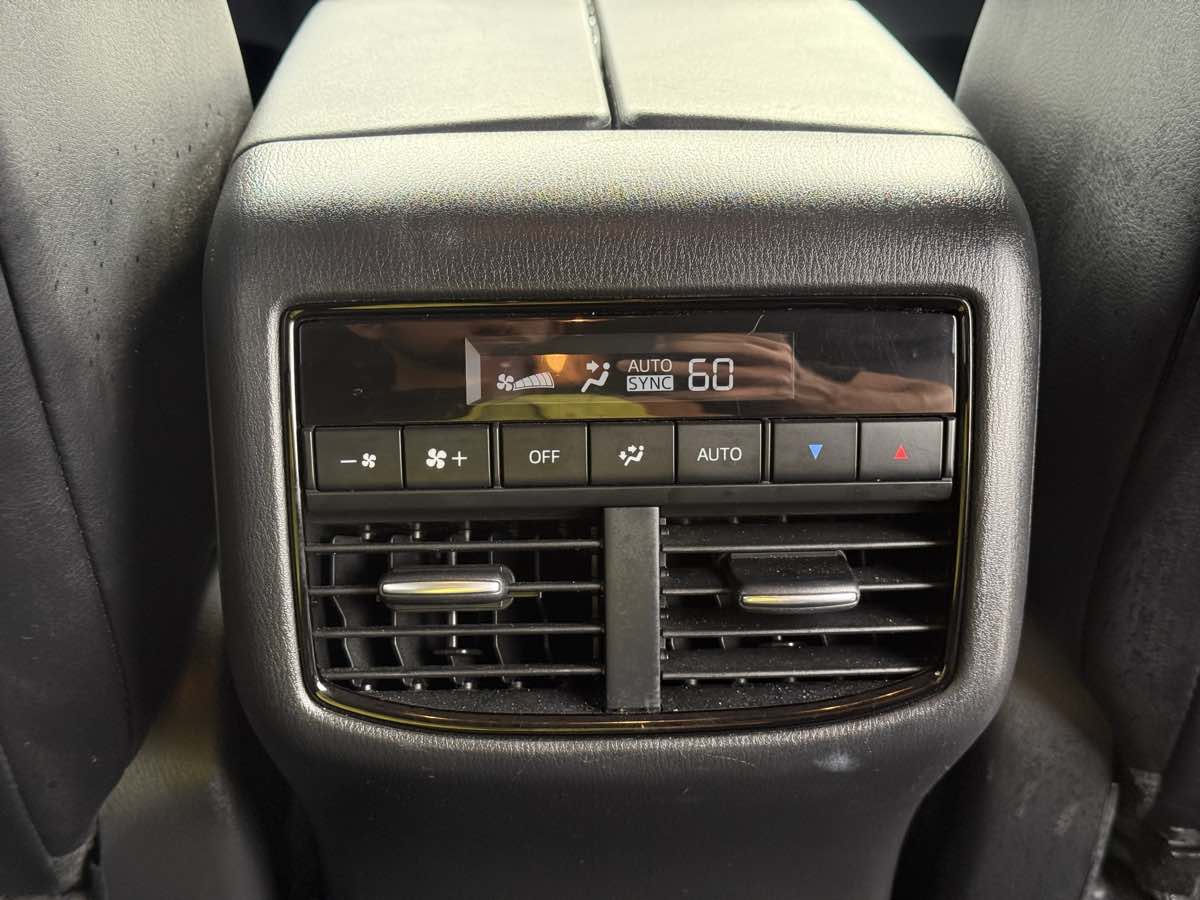 2018 Mazda CX-9 Touring photo 22