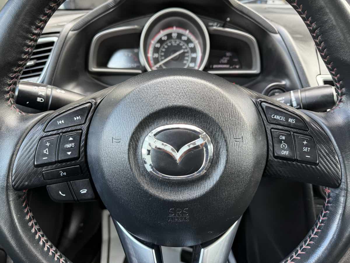 2014 Mazda Mazda3 Touring photo 16