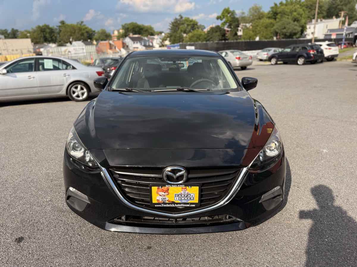 2014 Mazda Mazda3 i Sport photo 2