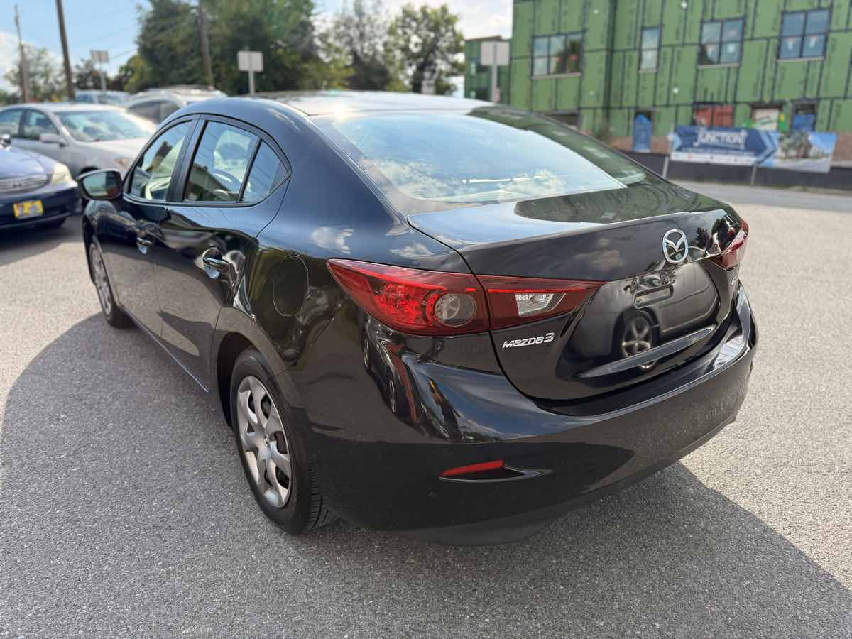 2014 Mazda Mazda3 i Sport photo 5