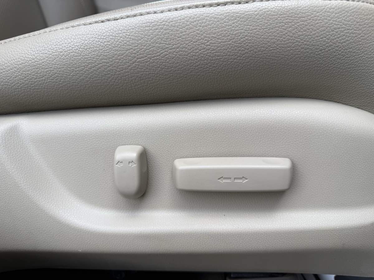 2013 Acura RDX Technology photo 27