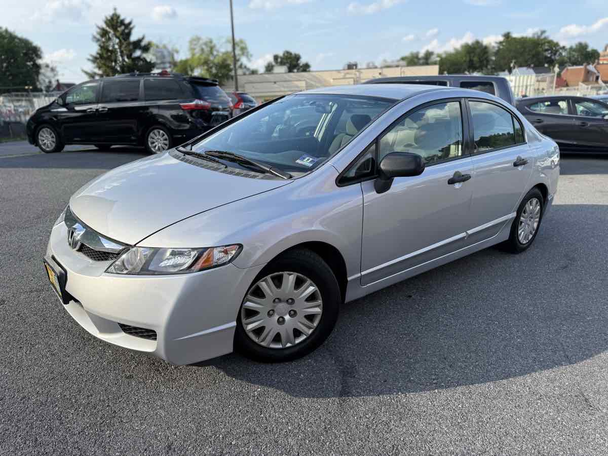 2011 Honda Civic DX-VP photo 3